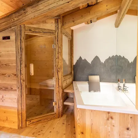 Lino Deluxe Apartamento *